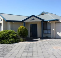 Robe Dolphin Court Apartments - Tourism Search