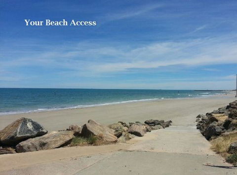 Acaill Accommodation - Tourism Search 1