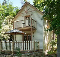 Aldgate Creek Cottage Bed and Breakfast - Tourism Search