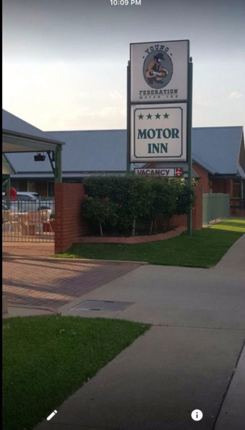 Federation Motor Inn Young - Tourism Search 0