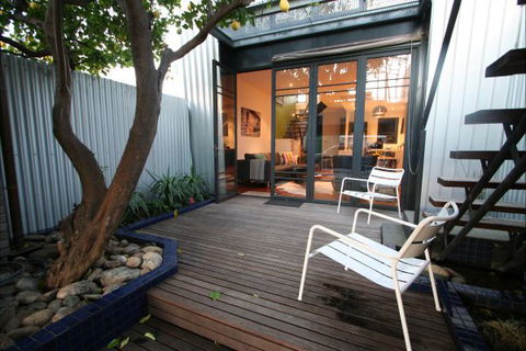 Two Five Zero / Richmond - Tourism Search 8