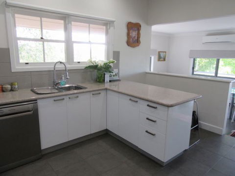 Valley View Cottage - Tourism Search 1