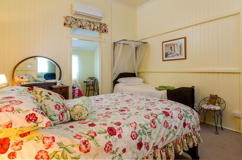 Albion Cottage - Tourism Search 6