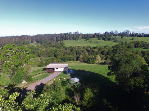 Bellthorpe Stays - Nature's Retreat - Tourism Search 6