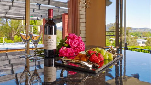 Greatview Holiday Spa Retreat For Couples - Tourism Search 5