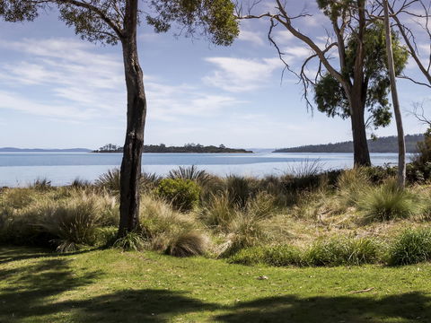 Abs By The Bay - Tourism Search 0