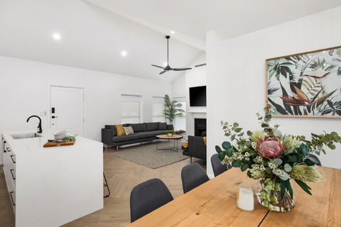 Abode Accommodations - Tourism Search 1