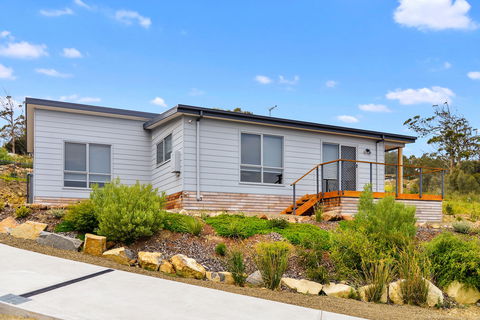 Chill Tasmania - Tourism Search 1