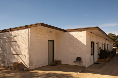 Kimba Units - Apartment 5 - Tourism Search 1