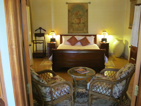 Classique Bed And Breakfast - Tourism Search 0