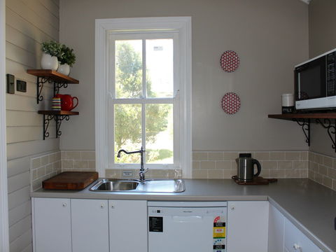 Fosterton School House - Tourism Search 1