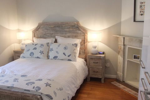 Manly Seaside Cottage - Tourism Search 2