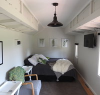Miners Ridge Vineyard Railway Carriage BB - Tourism Search