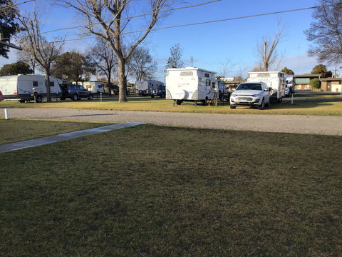 Jerilderie Motel And Caravan Park - Tourism Search 0