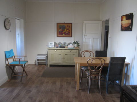 Valley Views Bed And Breakfast - Tourism Search 2