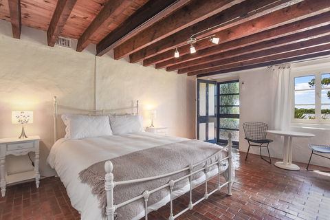 Wellington Courthouse. - Tourism Search 2