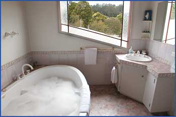 A Camelot Tower And Penthouse - Tourism Search 3