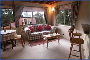 A Camelot Tower And Penthouse - Tourism Search 4