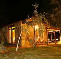 Wombat Hills Cottages - Tourism Search