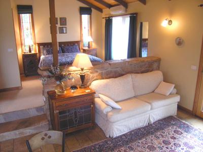 Wombat Hills Cottages - Tourism Search 1