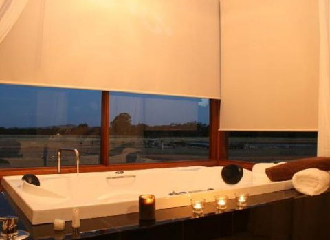 Aurora Cottages - Tourism Search 1