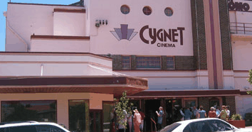Cygnet Como Cinema - Tourism Search 3