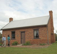 Sandalwood Yards and Tipperary School - Tourism Search