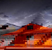 Red Dirt Photographic Gallery - Tourism Search