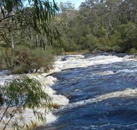 Moons Crossing - Tourism Search