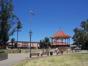 Gladstone Square - Tourism Search 0