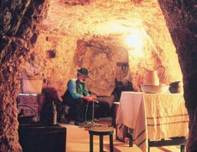 Umoona Opal Mine And Museum - Tourism Search 0