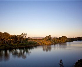 Lake Wivenhoe - Tourism Search 0