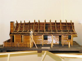 Morven Museum, Kerosene Tin Hut And Miniature Pioneer Village - Tourism Search 0