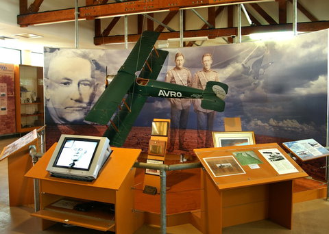 Waltzing Matilda Centre - Tourism Search 1