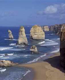 Twelve Apostles Marine National Park - Tourism Search 0