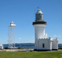 Point Perpendicular Lighthouse and Lookout - Tourism Search