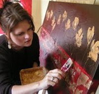 Naomi Crowther Gallery - Tourism Search