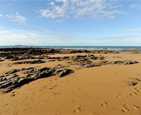 Canoe Point Beach And Parklands - Tourism Search 1