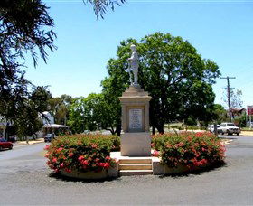 Goombungee War Memorial - Tourism Search 0
