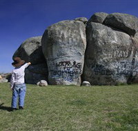 Thunderbolts Rock - Tourism Search