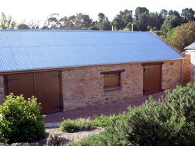 Reynella Horse Changing Station - Tourism Search 1