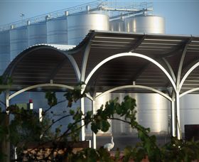 Andrew Peace Wines - Tourism Search 1