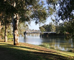 Lake Boga Observatory & Glass Studio - Tourism Search 0