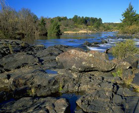 Kambah Pool To Pine Island - Tourism Search 0