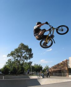 Goulburn Skate Park - Tourism Search 1