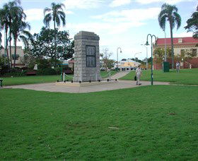 Sandgate War Memorial Park - Tourism Search 2