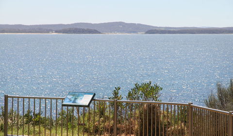 Moruya Heads Lookout - Tourism Search 3