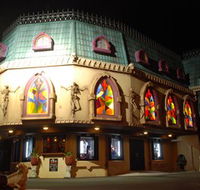 Draculas Cabaret Restaurant - Tourism Search