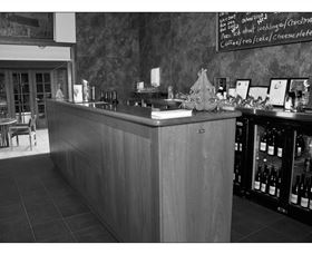 Roses Vineyard And Animal Farm - Tourism Search 0