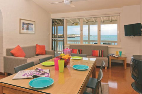 Rottnest Island Authority Holiday Units - Longreach Bay - Tourism Search 1